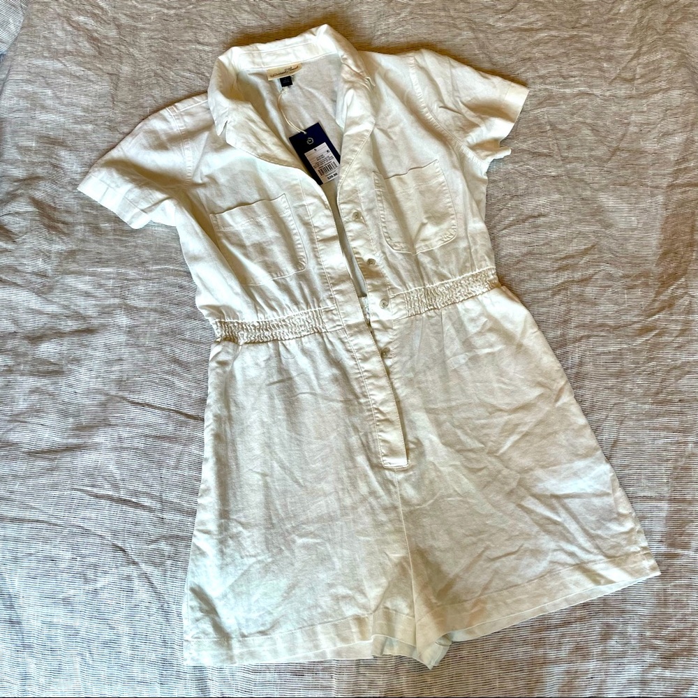 Universal Thread Cream Romper